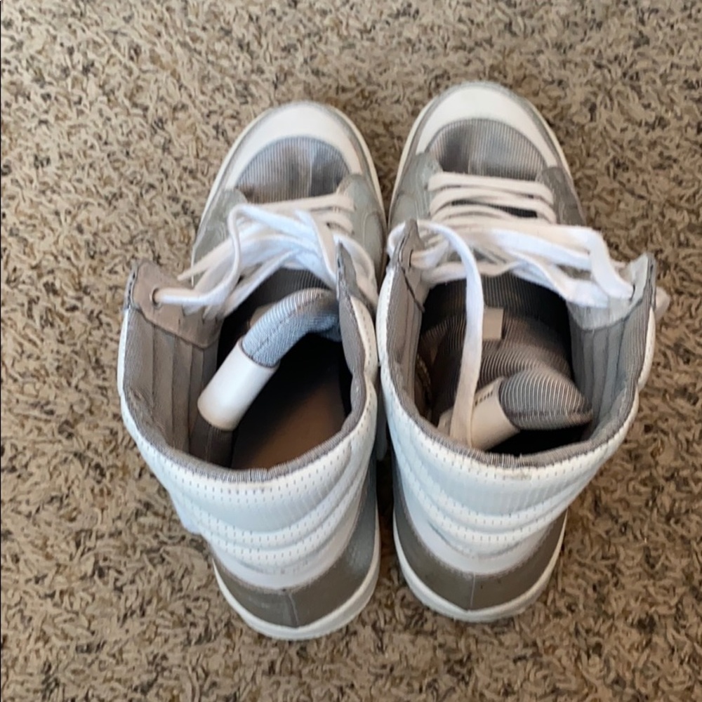 Used just cavali sneakers
